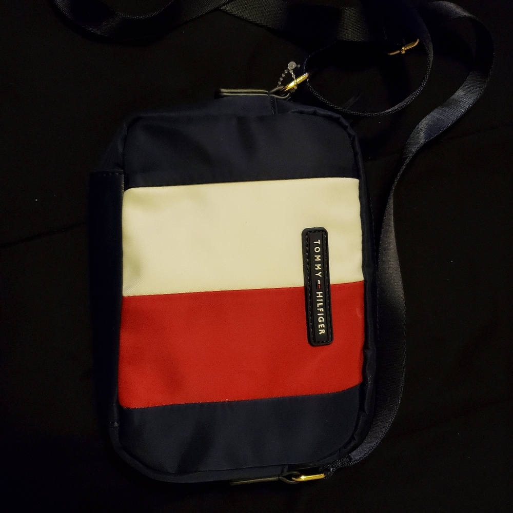 Tommy Hilfiger crossbody